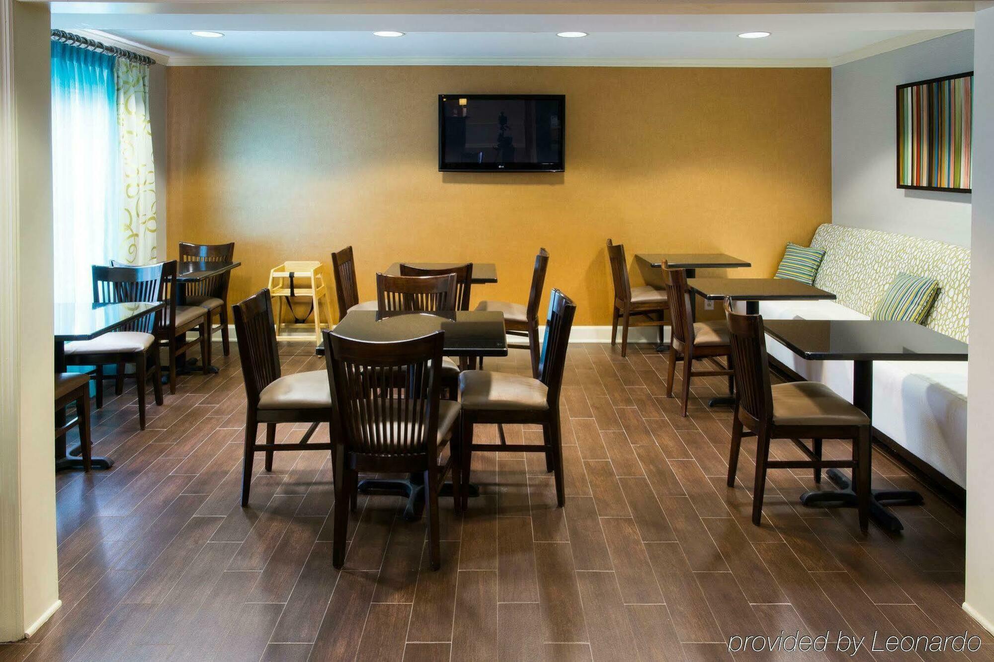 Holiday Inn Express Alpharetta - Roswell By Ihg Екстер'єр фото